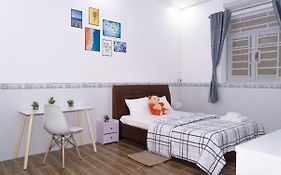 Nina Homestay P6